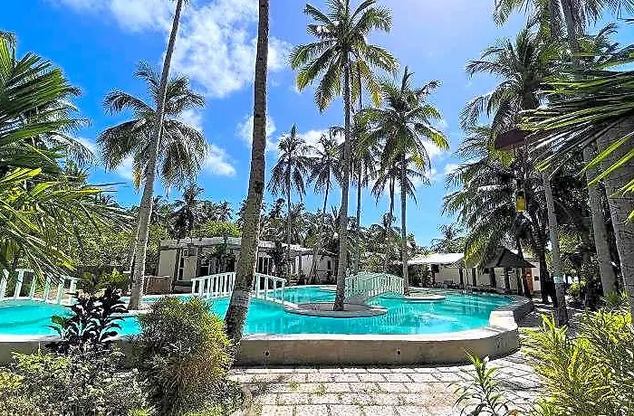 Pili Beach Resort Agmanic